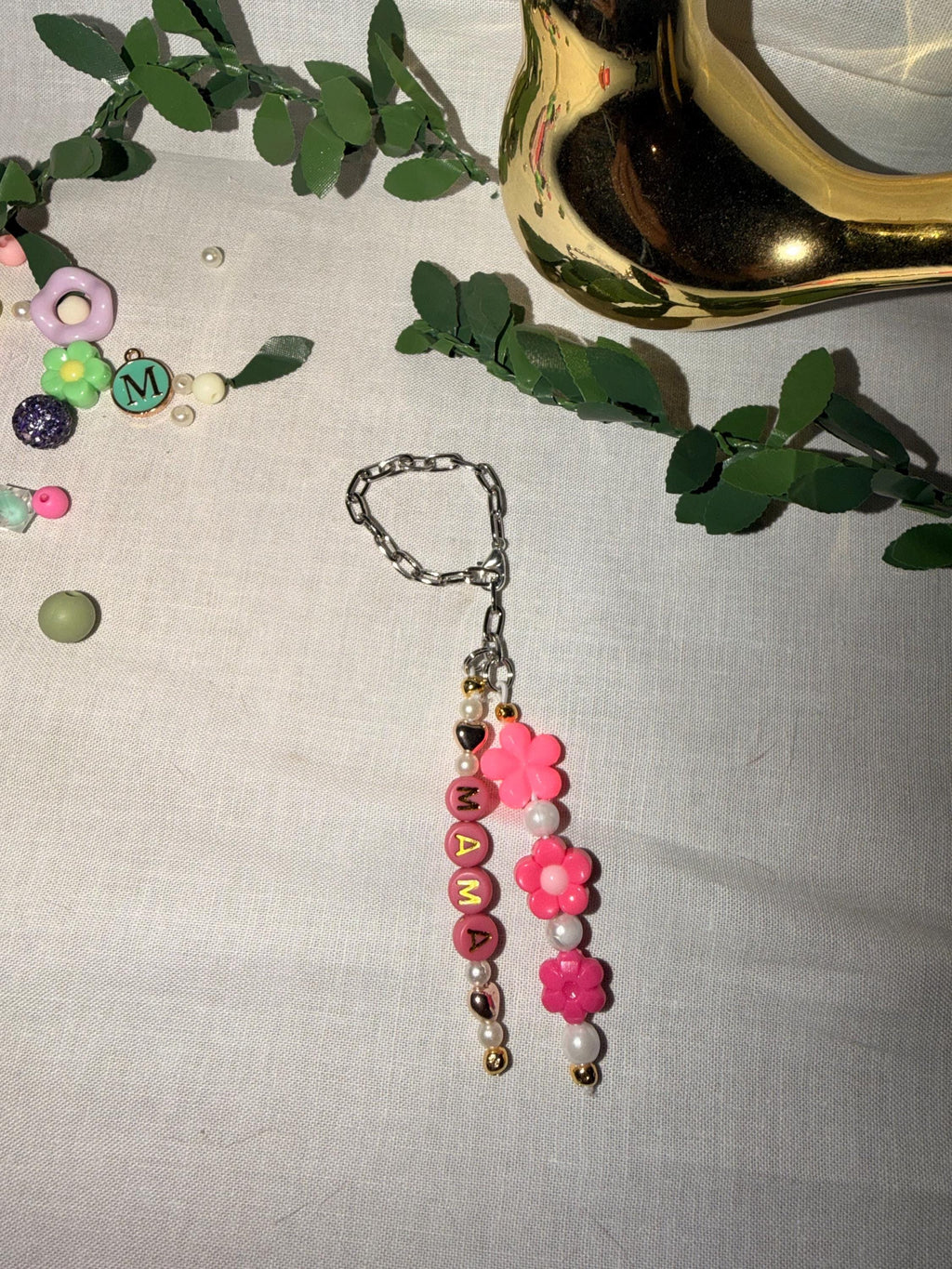 Personalized Beaded Tumbler Charm – "Mama" Flower Accent