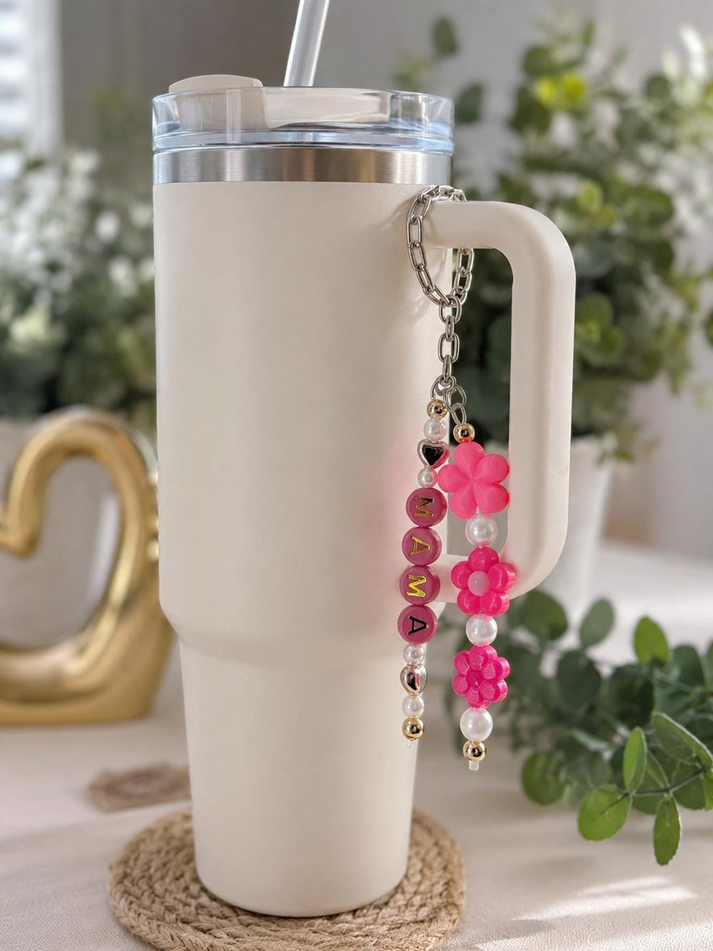 Personalized Beaded Tumbler Charm – "Mama" Flower Accent